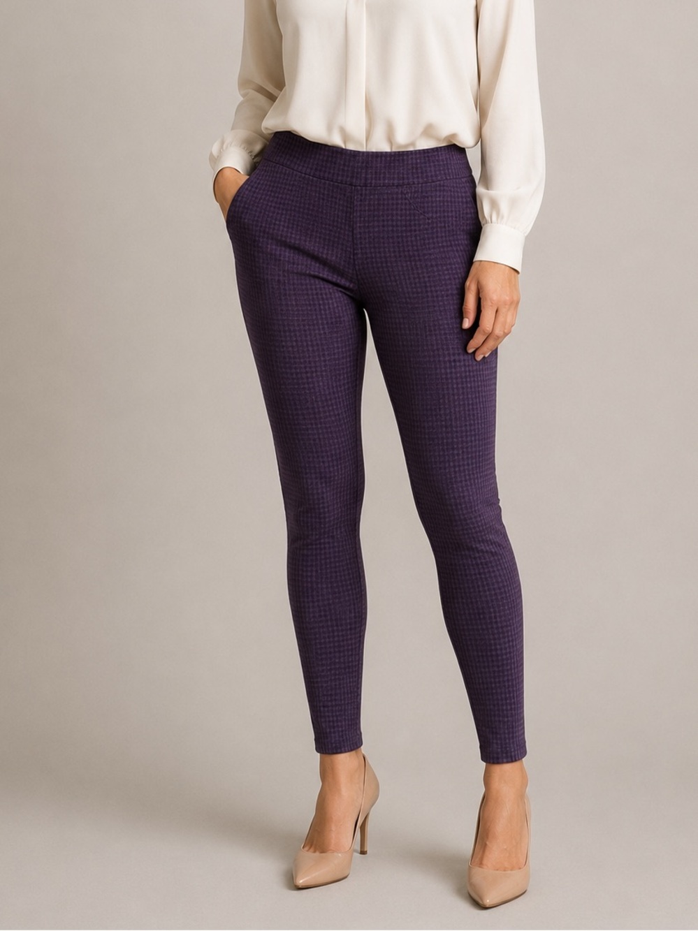 Denver Hayes Stretchy Dress Pants in Deep Plum Size Medium